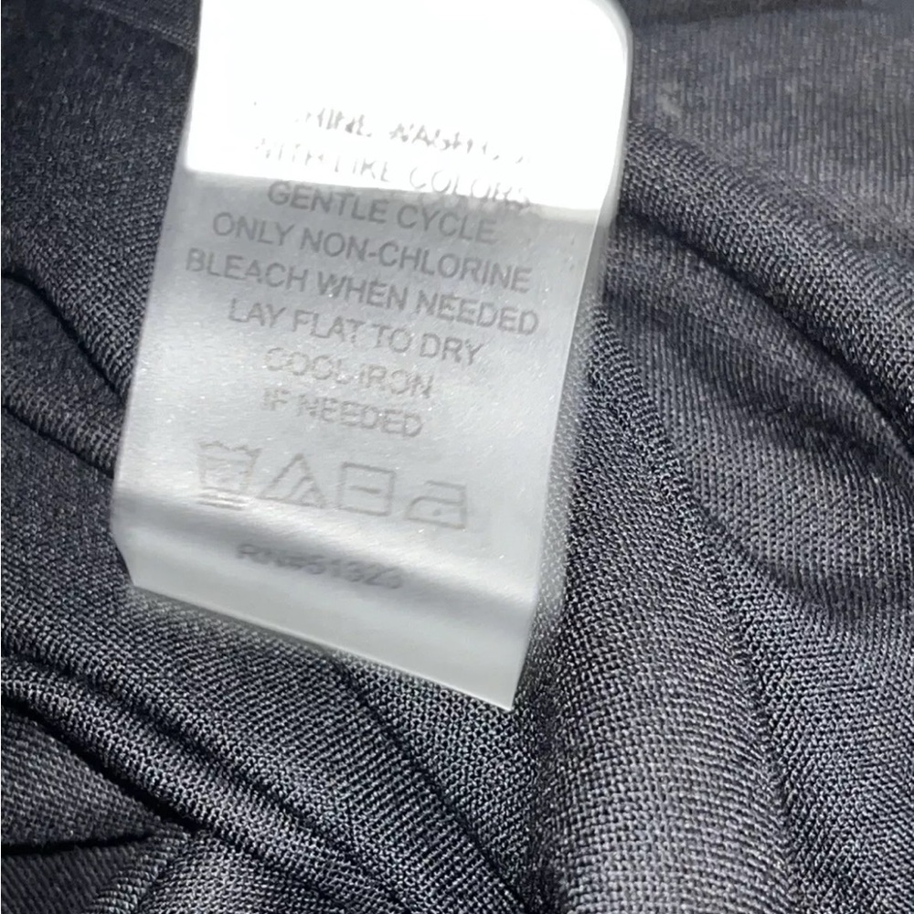 Vince Camuto Smocked Back Challis Tiered Maxi Dress - Black  Plus Size 1X New - Picture 14 of 15